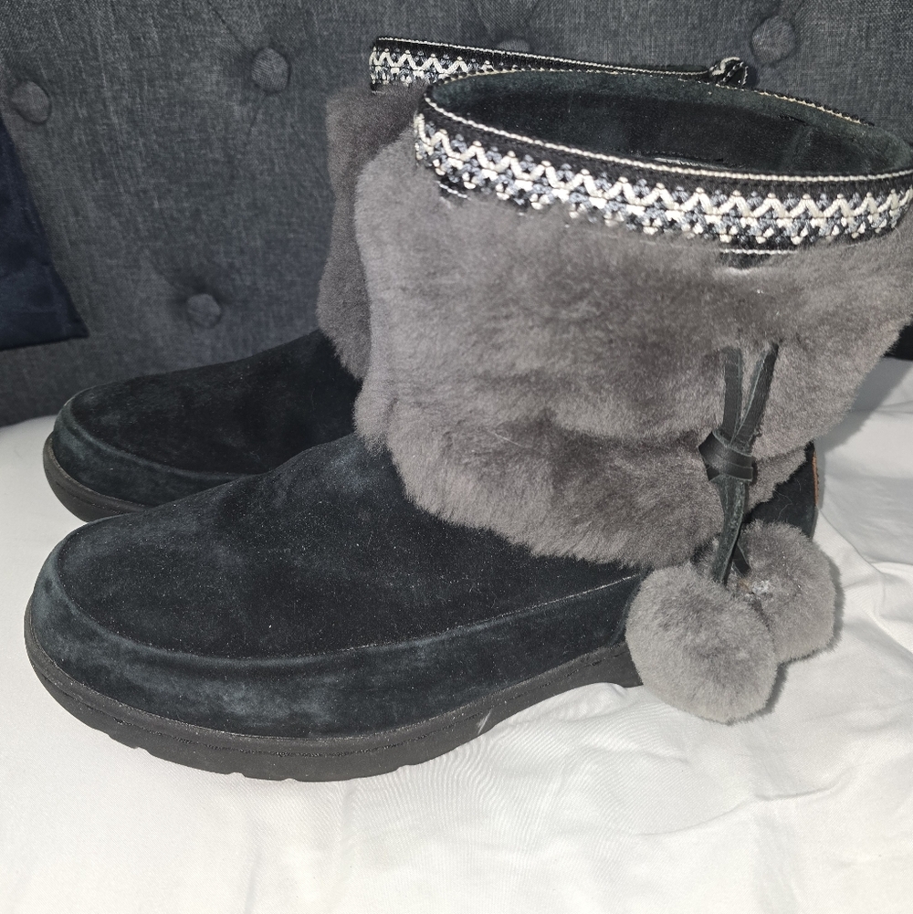 UGG Brie Winter Bootie Waterproof Black Suede Shearling Insulated Women's 10